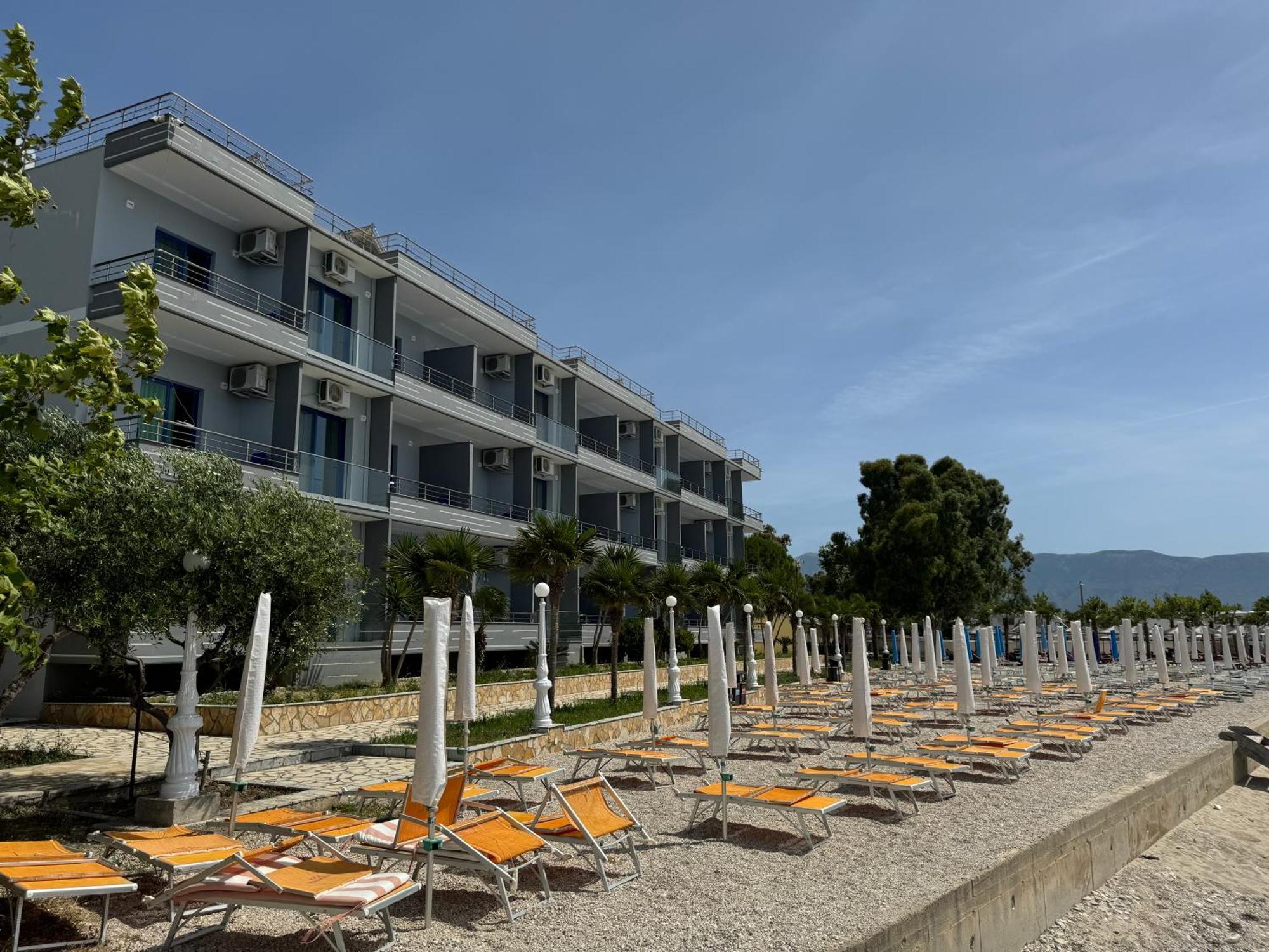 Hotel Cekodhima Radhimë المظهر الخارجي الصورة