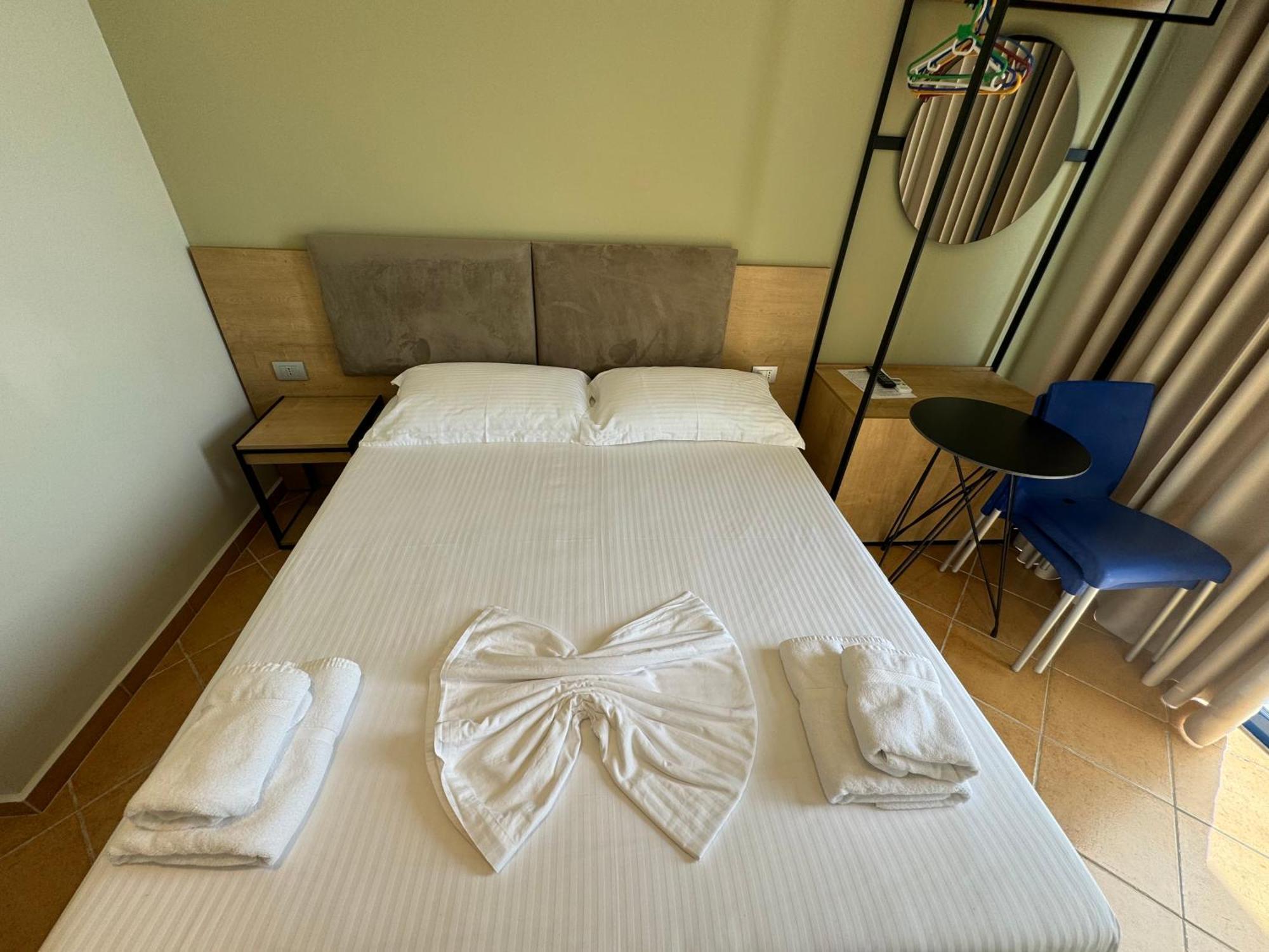 Hotel Cekodhima Radhimë المظهر الخارجي الصورة