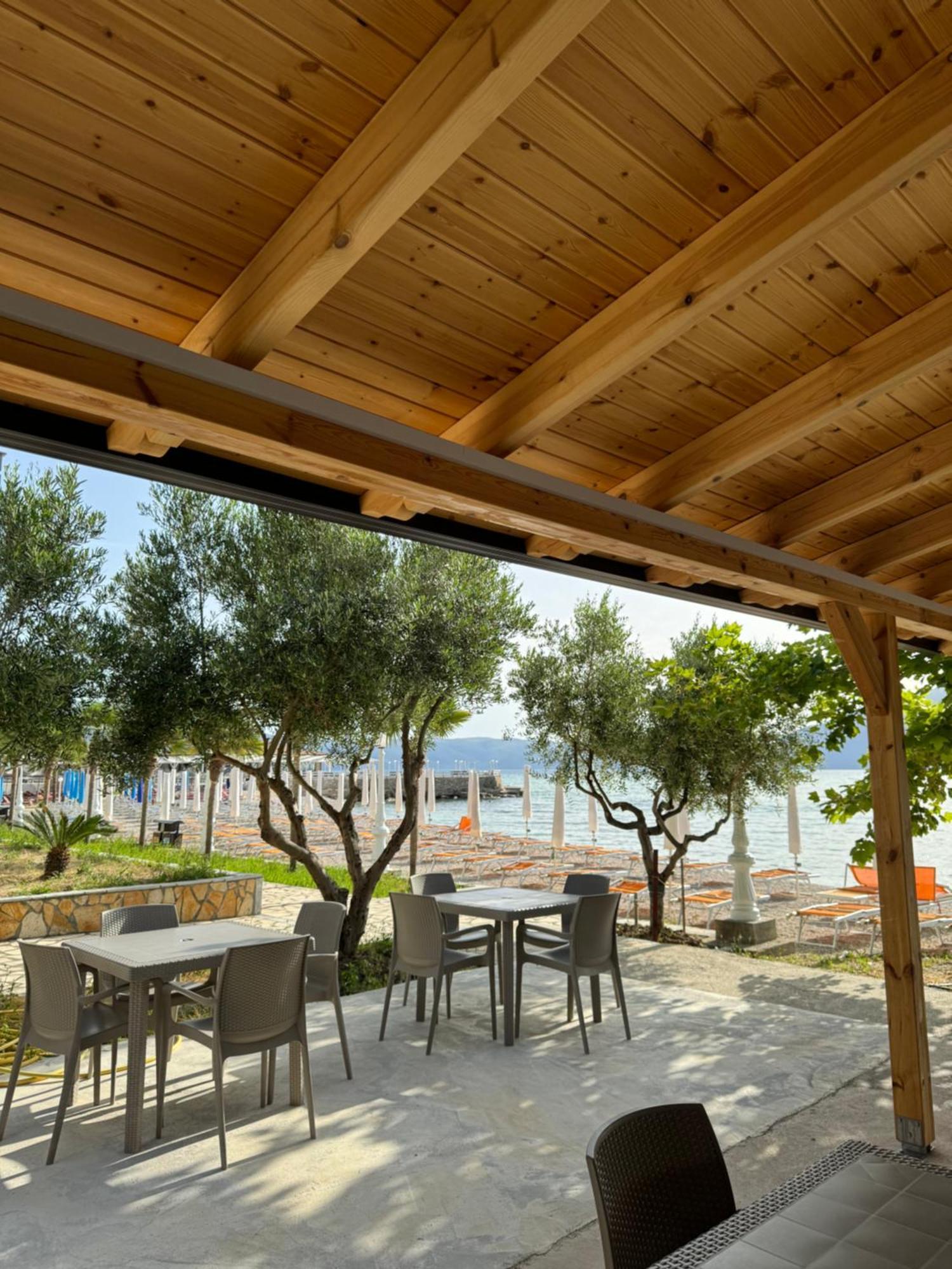 Hotel Cekodhima Radhimë المظهر الخارجي الصورة