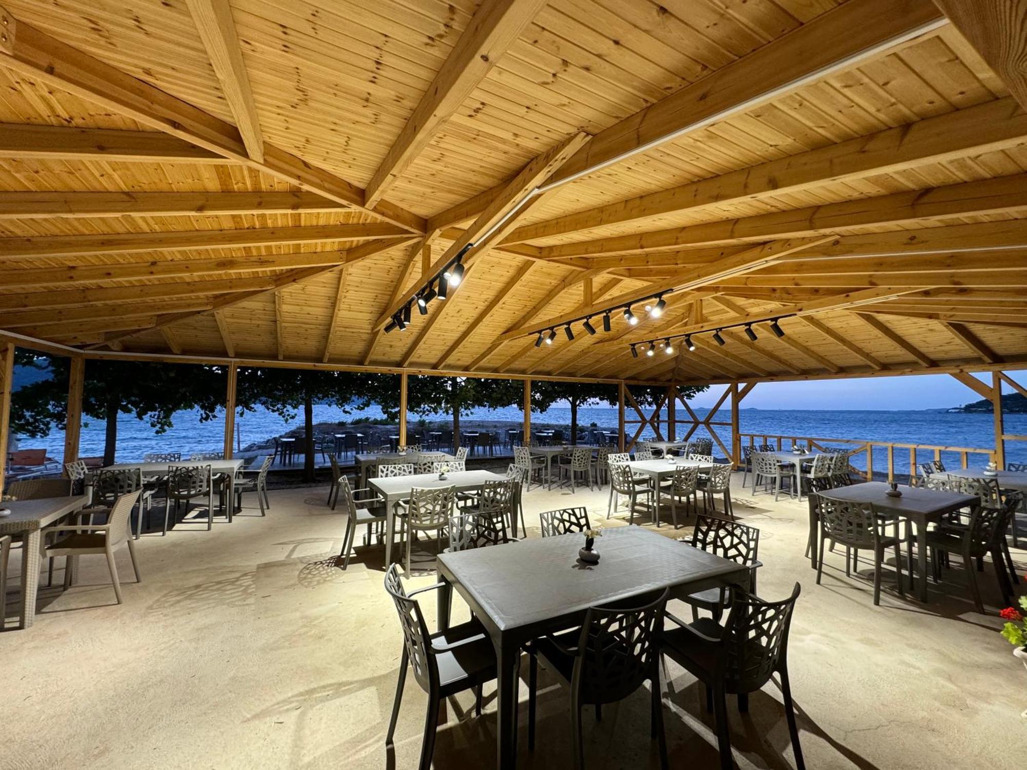 Hotel Cekodhima Radhimë المظهر الخارجي الصورة