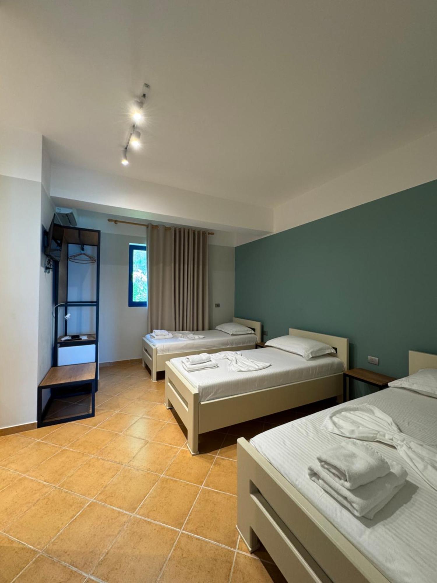Hotel Cekodhima Radhimë المظهر الخارجي الصورة